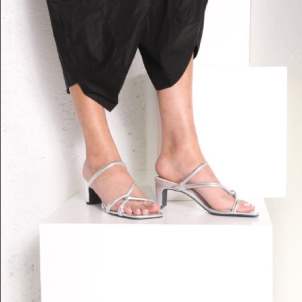 Intentionally Blank Willow Heel.